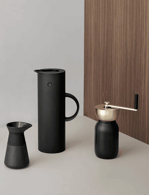 Hovedbilde Stelton EM77 Termokanne Matt Svart 1l