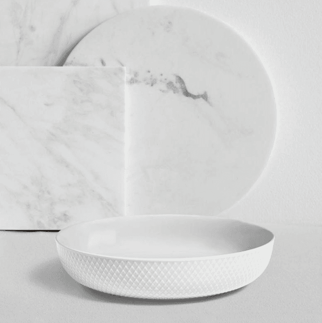 Hovedbilde Lyngby Porcelæn Rhombe serveringskål 28cm hvit