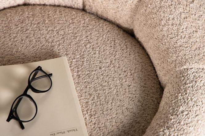 Hovedbilde Venture Home Warren lenestol – beige bouclé