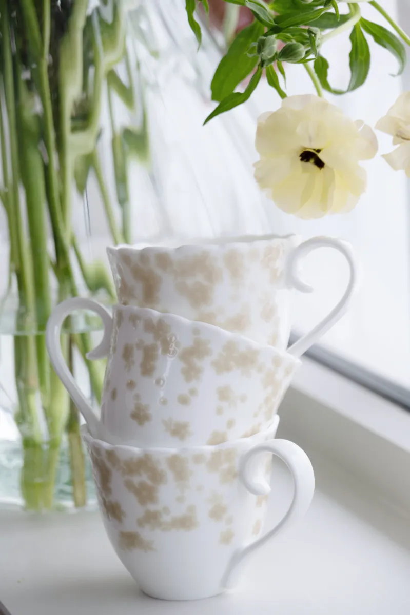 Wik & Walsøe Slåpeblom Kopp Varmgrå 20 cl