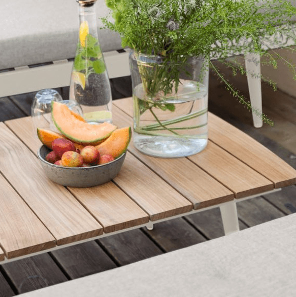 Cinas Rio loungebord Sandy Grey