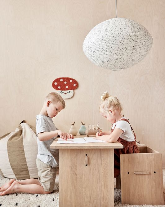 Hovedbilde OYOY Moyo Lampeskjerm H58 cm Offwhite/Sort