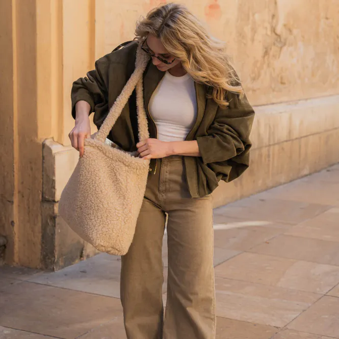 Hovedbilde Shepherd Elena Veske Beige